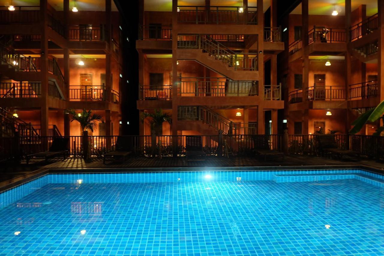 Rainforest Huahin Village Hotel Exteriér fotografie