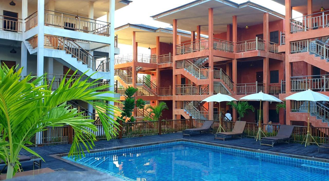 Rainforest Huahin Village Hotel Exteriér fotografie