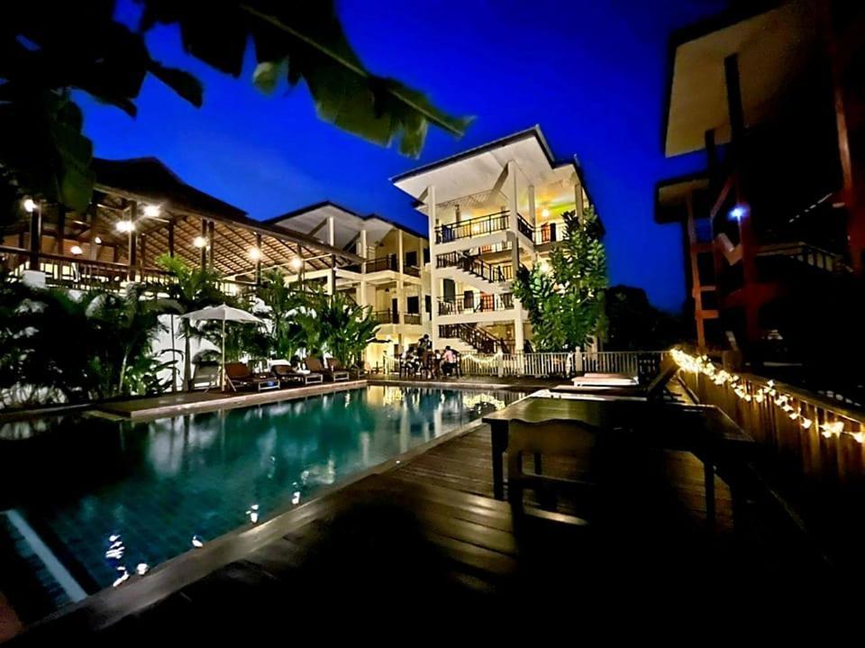 Rainforest Huahin Village Hotel Exteriér fotografie
